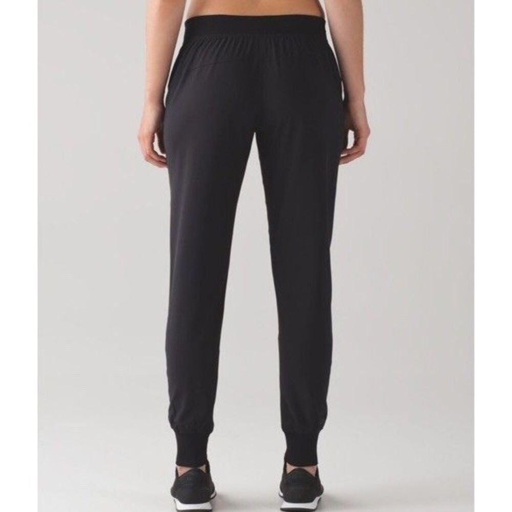 Lululemon Get Ready Swift Black Joggers Women’s 8 Zip Pocket Activewear - Picture 2 of 13